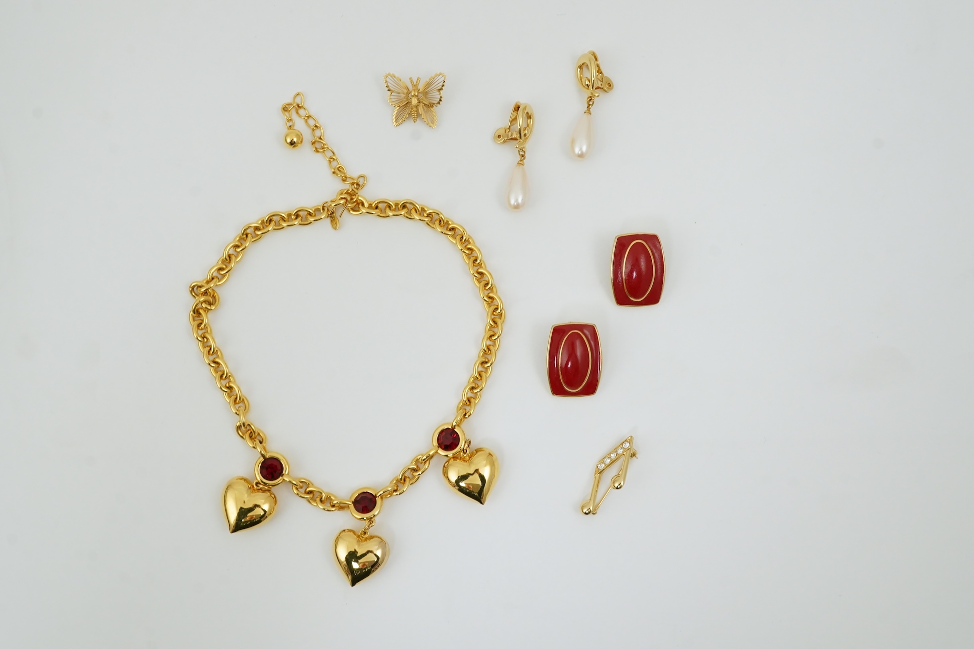 A selection of Monet vintage costume jewellery, 9 pieces.